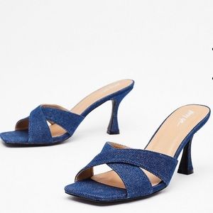 Nasty Gal size 5 denim kitten heels